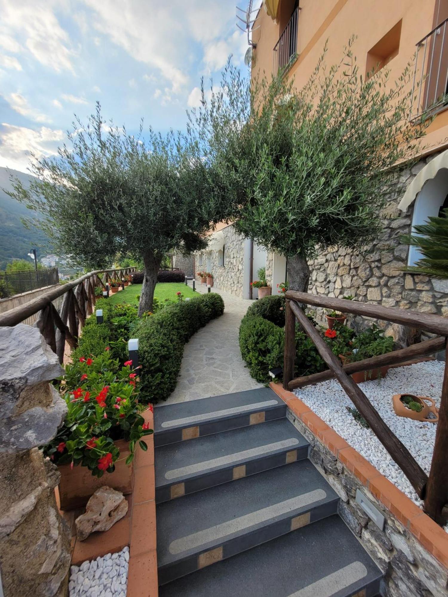 Holiday Luigi E Rachele Ravello Exterior foto